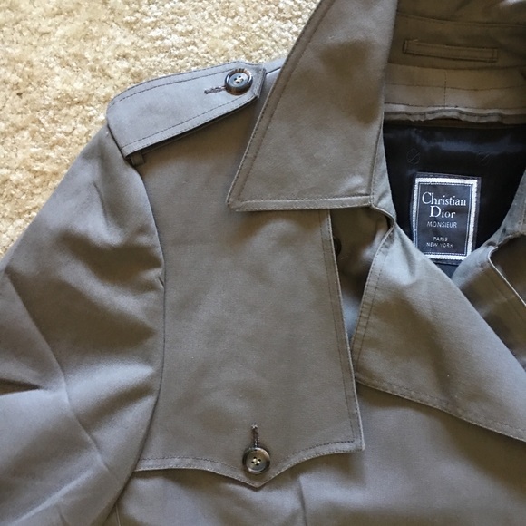 Christian Dior Trench Coat w/ Removable Liner - Picture 5 of 9